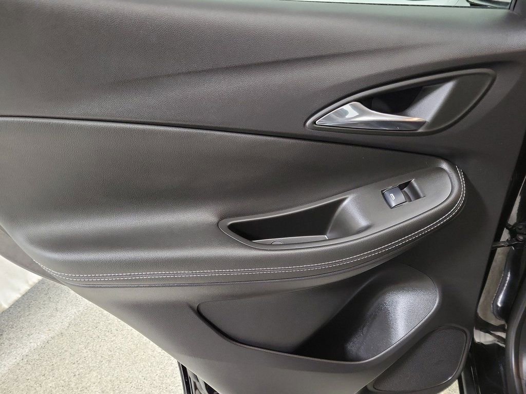 Certified 2025 Buick Encore GX Avenir w/ Avenir Technology Package image 16