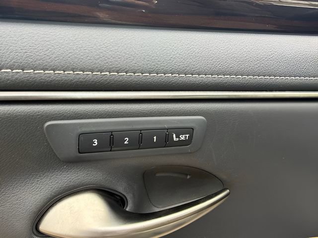 Used 2019 Lexus ES 350 w/ Accessory Package FWD image 10