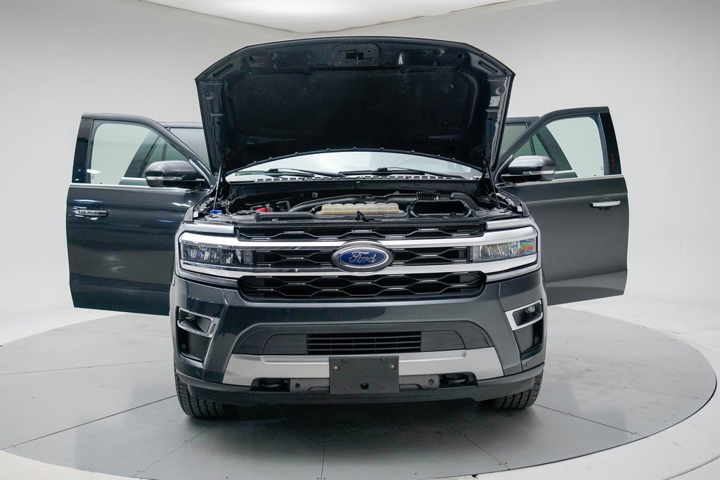 Used 2022 Ford Expedition Max Limited image 16