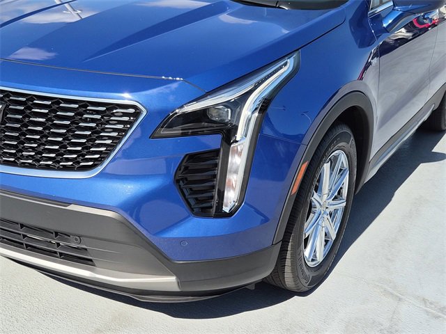 Used 2023 Cadillac XT4 Premium Luxury image 10