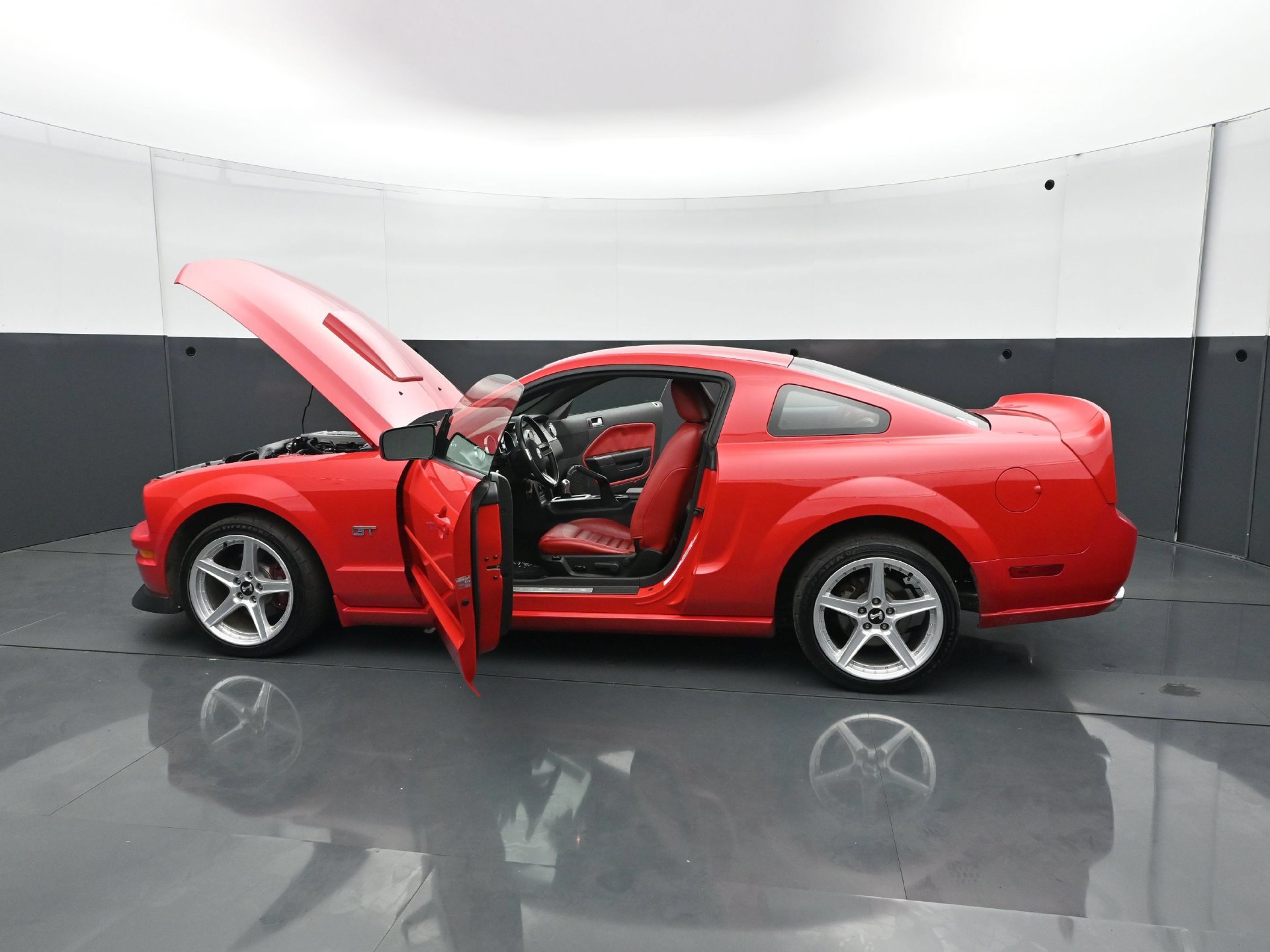 Used 2007 Ford Mustang GT Premium RWD image 26