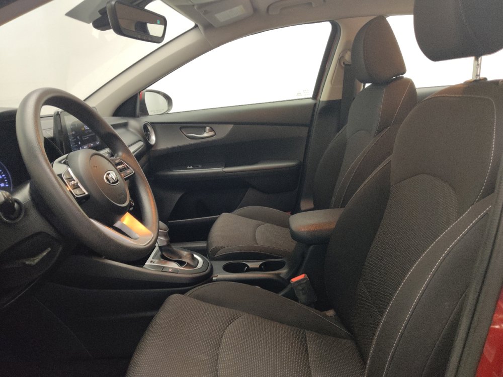 Used 2019 Kia Forte LXS FWD image 17