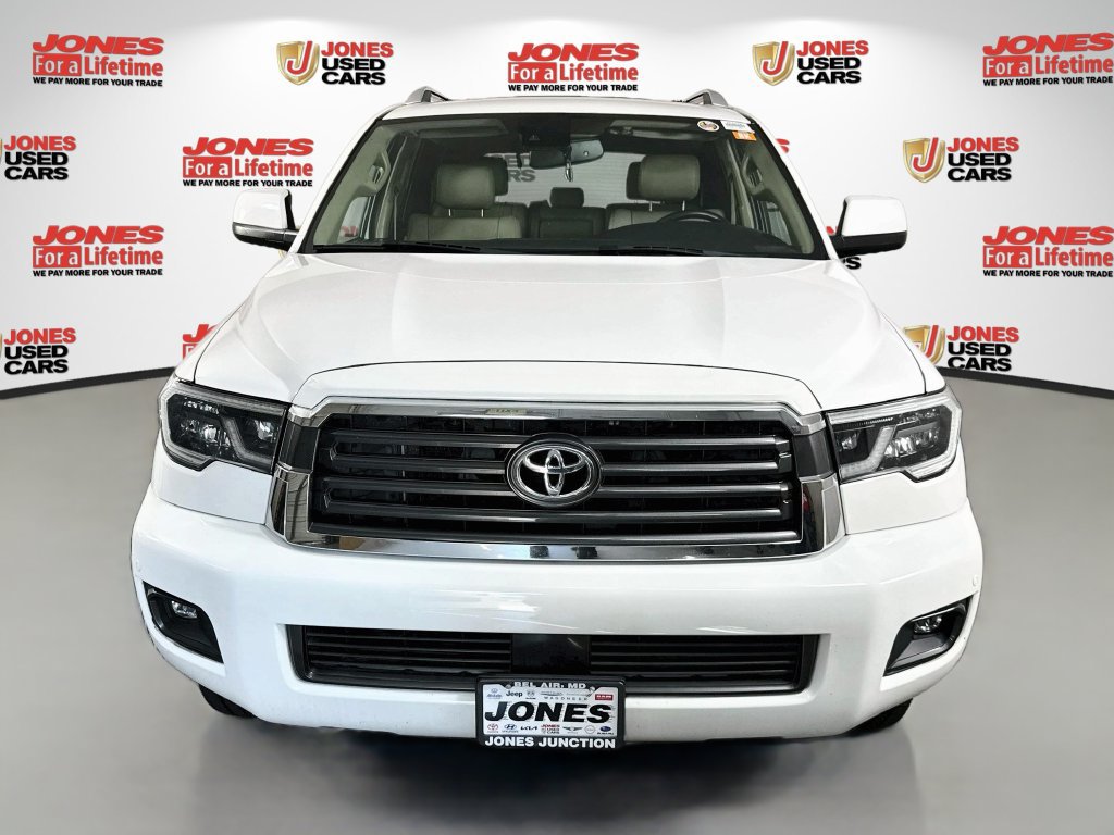Used 2018 Toyota Sequoia SR5 w/ Premium Package AWD/4WD image 13