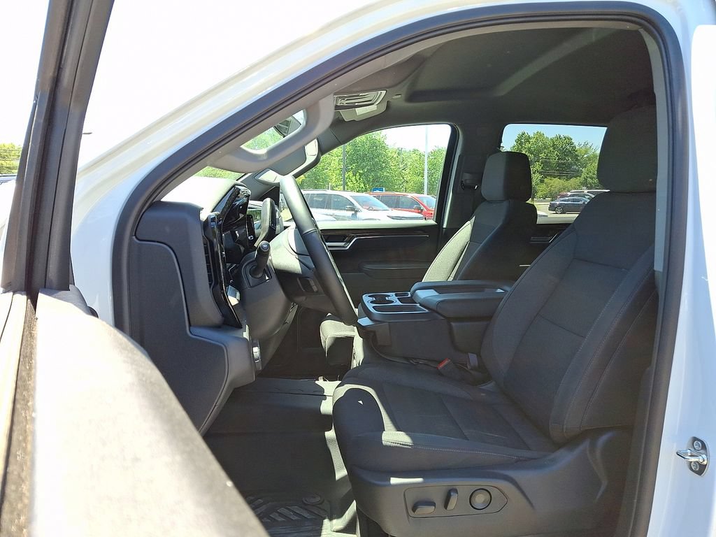 Used 2026 Chevrolet Silverado 1500 LT Trail Boss w/ Protection Package AWD/4WD image 14