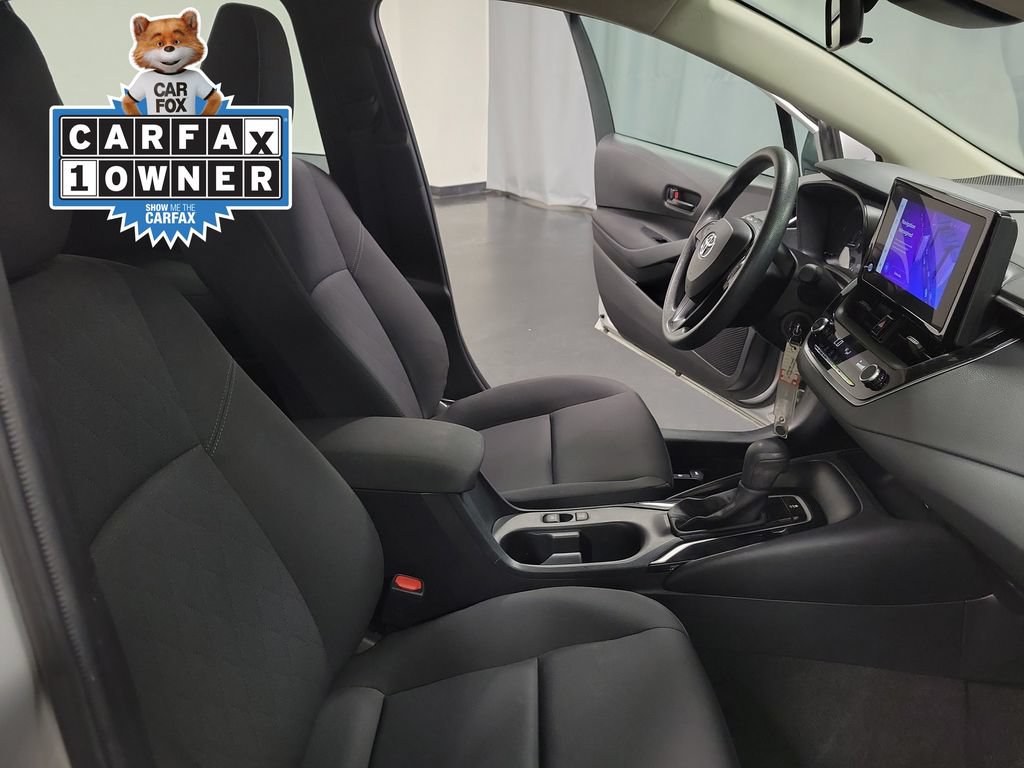 Used 2024 Toyota Corolla LE FWD image 31