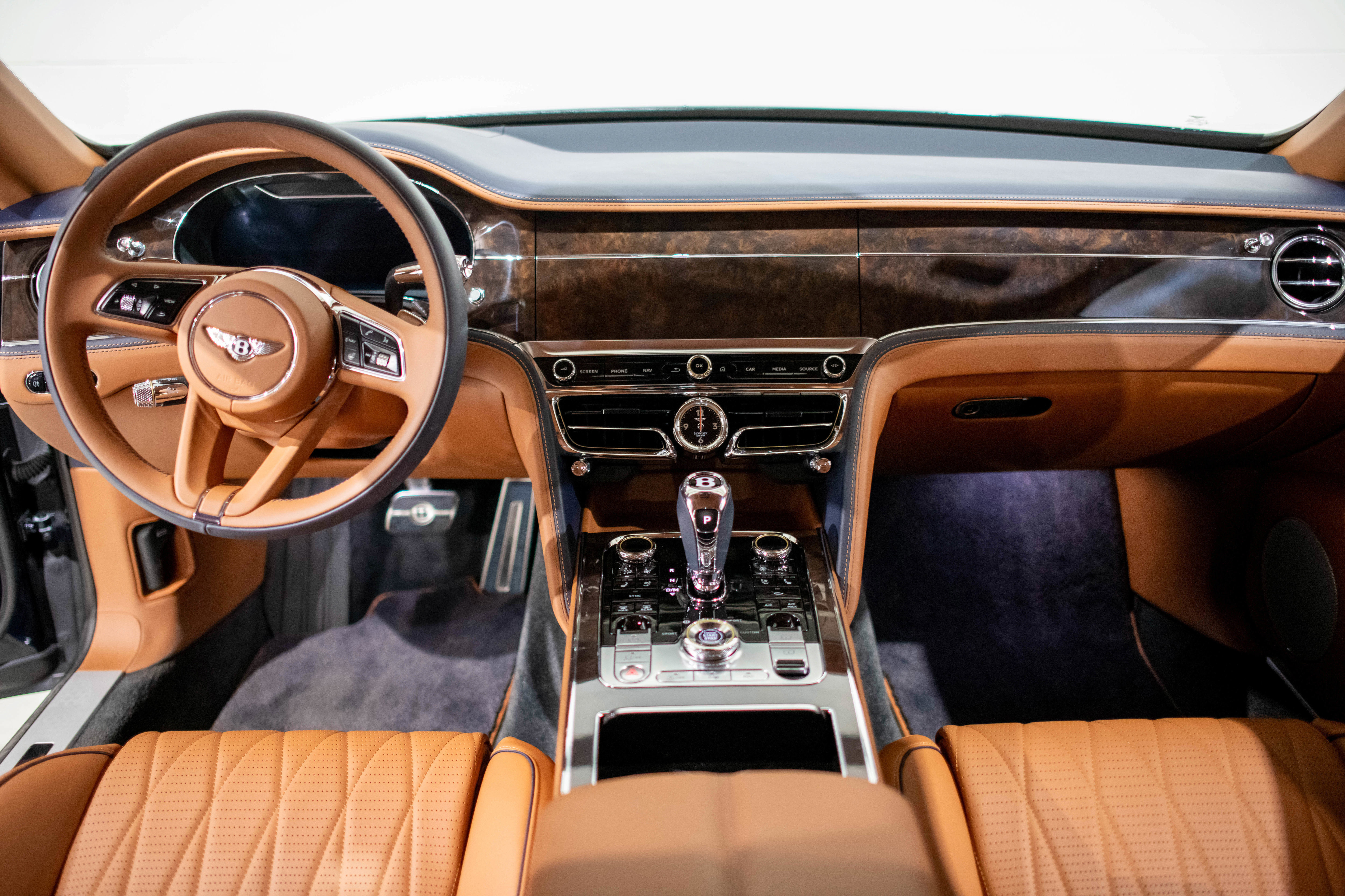 Used 2021 Bentley Flying Spur W12 AWD/4WD image 10