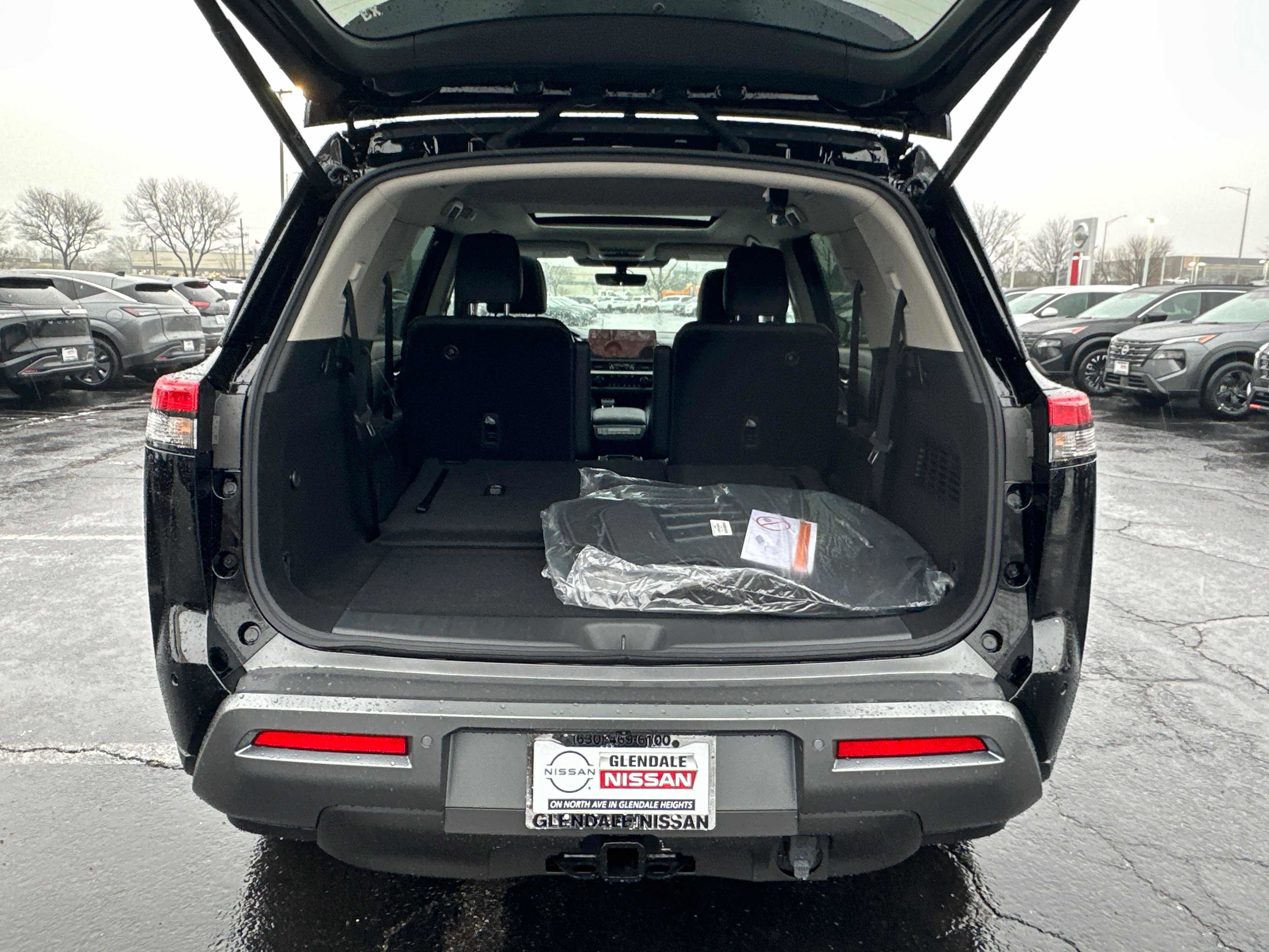 New 2026 Nissan Pathfinder SL AWD/4WD image 15