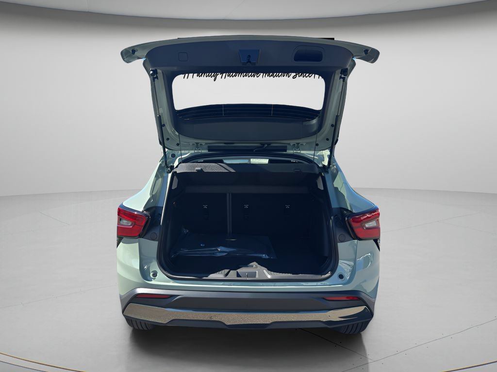 New 2026 Chevrolet Trax ACTIV w/ Driver Confidence Package FWD image 10