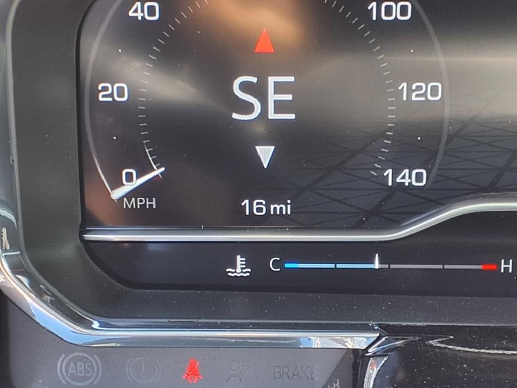 Used 2024 GMC Sierra 1500 Elevation image 23