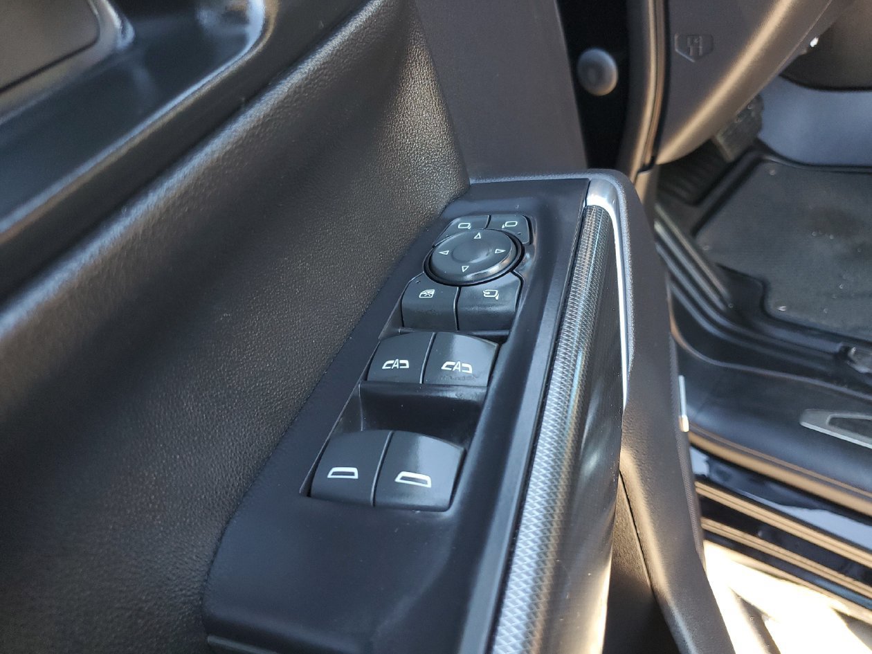 Used 2021 GMC Sierra 1500 AT4 w/ AT4 Premium Package AWD/4WD image 18