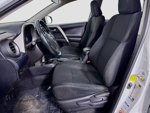 Used 2018 Toyota RAV4 XLE AWD/4WD image 10