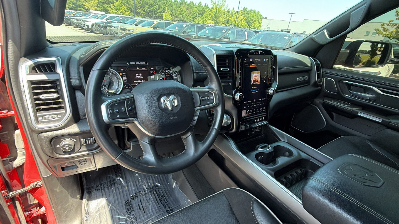 Used 2023 RAM 1500 Laramie AWD/4WD image 25