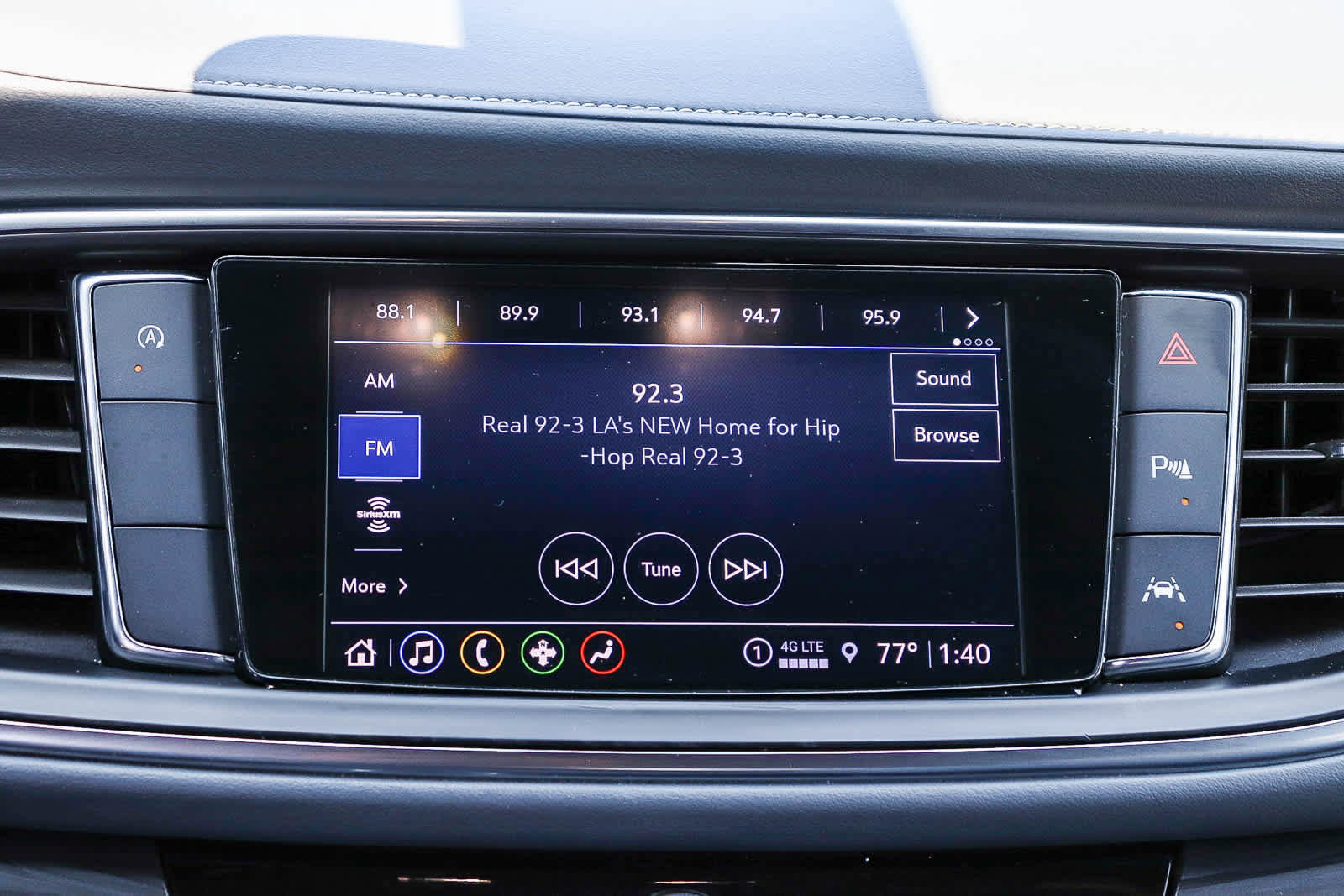 Used 2023 Buick Enclave Essence FWD image 15