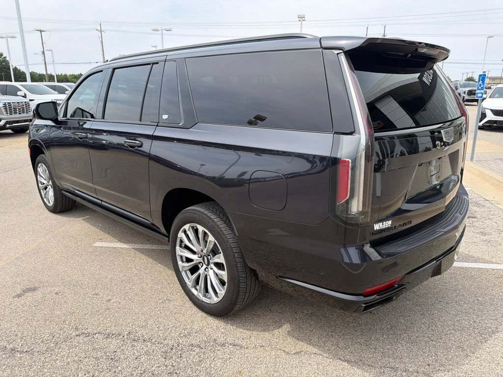 Certified 2024 Cadillac Escalade ESV Sport Platinum w/ LPO, ONYX Package AWD/4WD image 3