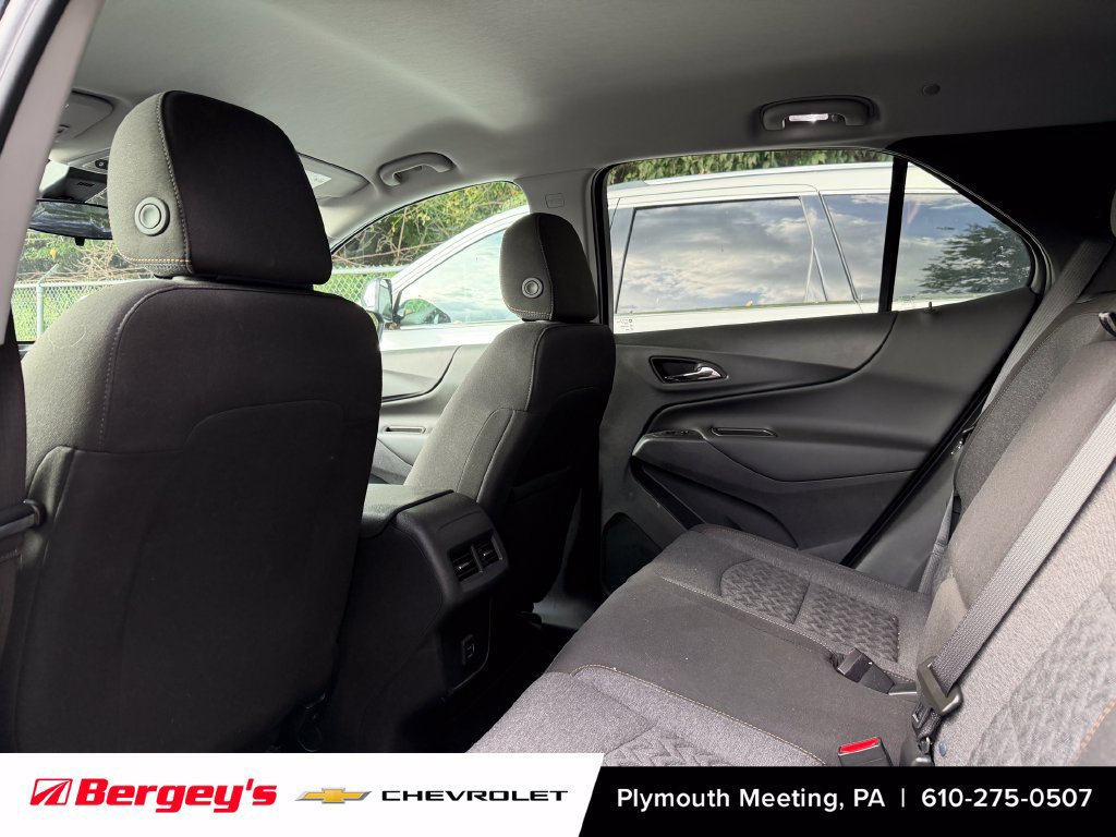 Used 2024 Chevrolet Equinox LT FWD image 5
