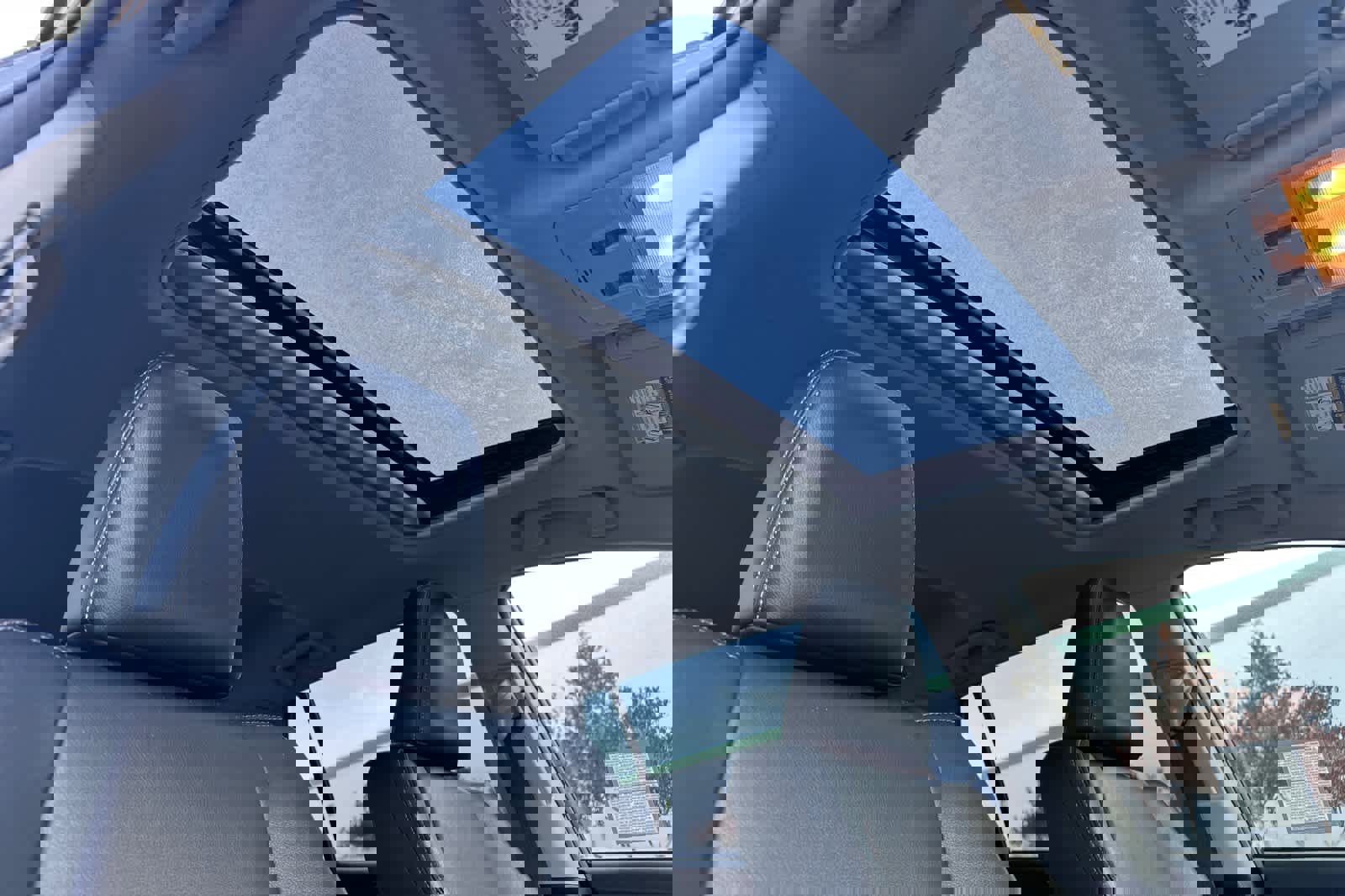 Used 2014 Toyota RAV4 Limited image 17