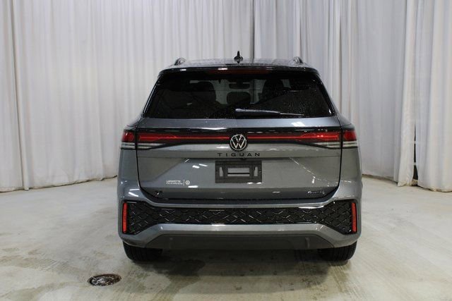 New 2026 Volkswagen Tiguan SE R-Line AWD/4WD image 22