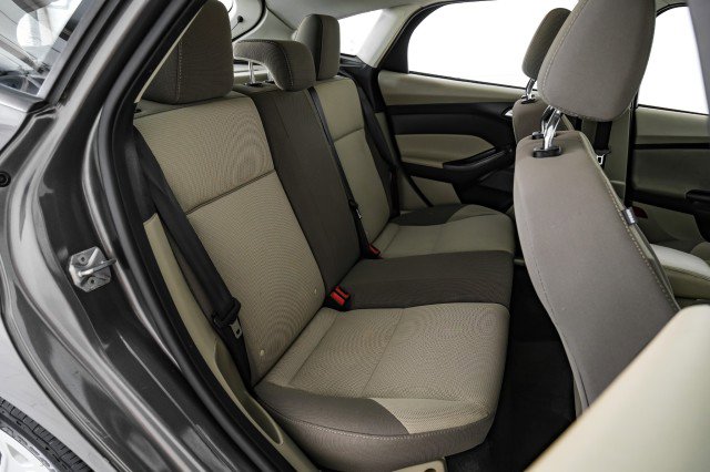 Used 2012 Ford Focus SE image 31