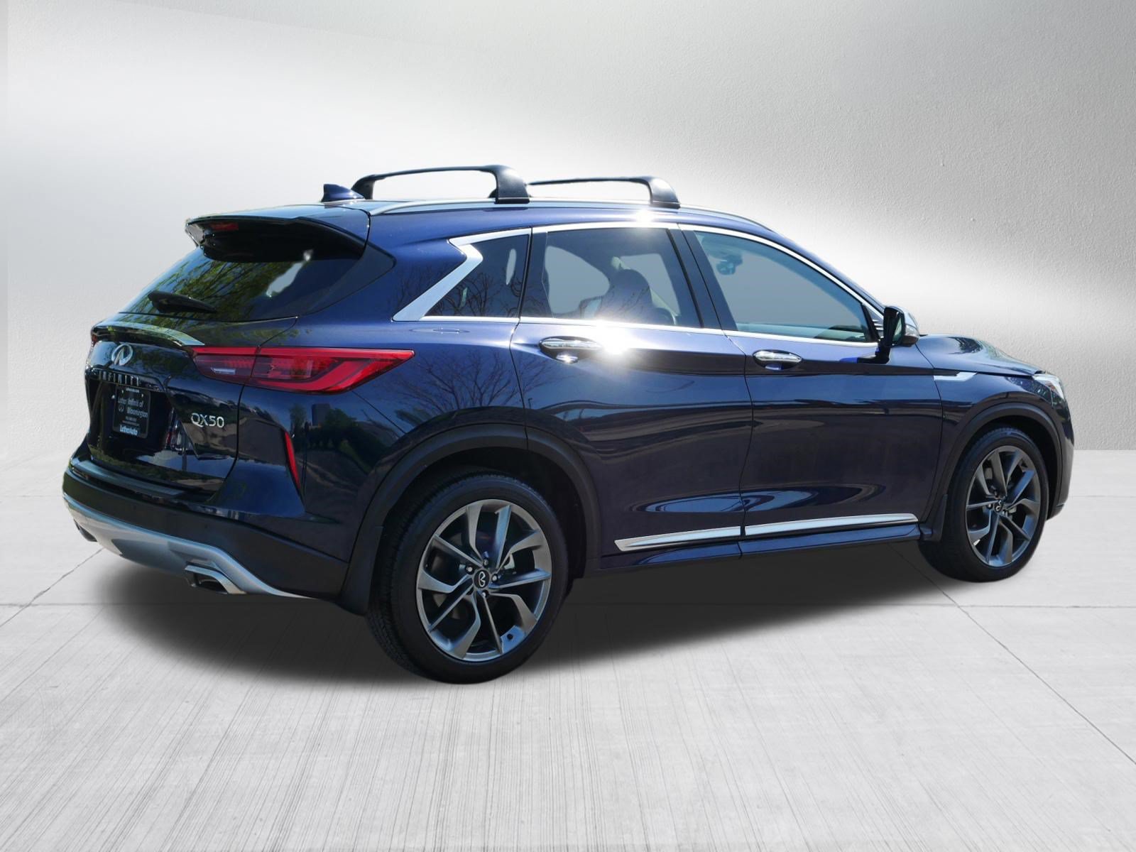 Certified 2023 INFINITI QX50 Sensory w/ Accent Package AWD/4WD image 7