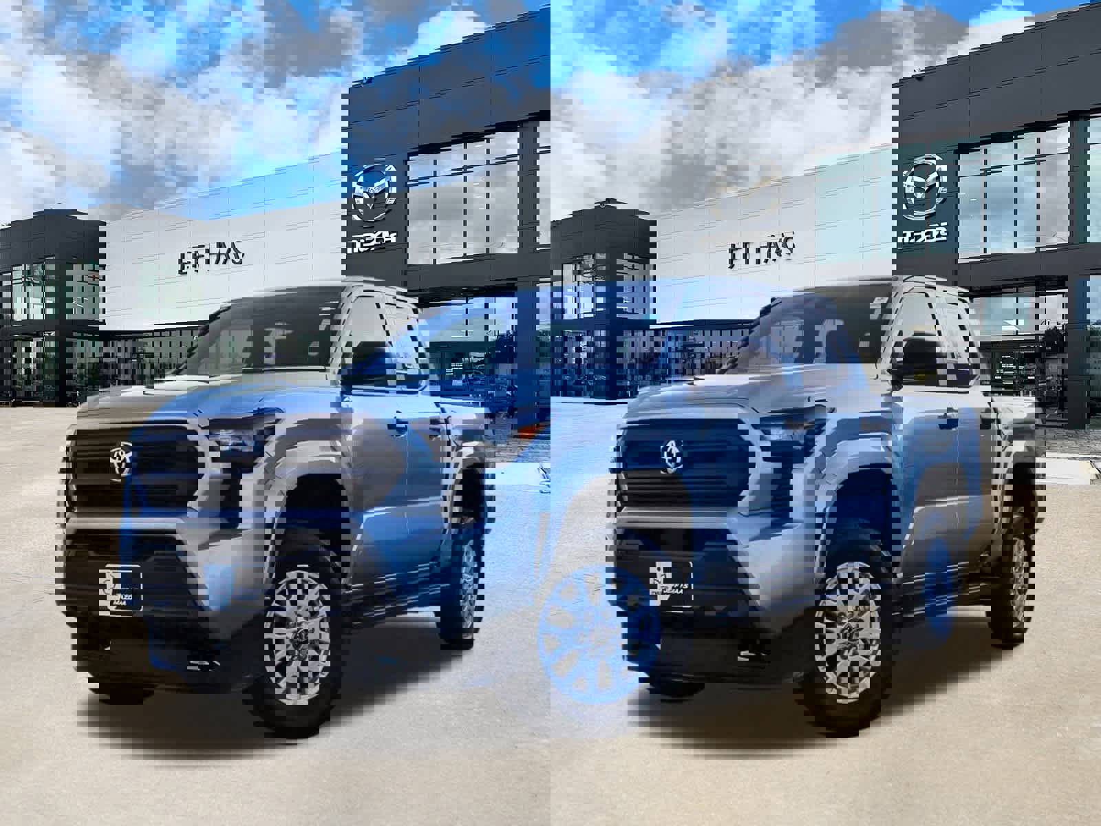 Used 2024 Toyota Tacoma SR image 1