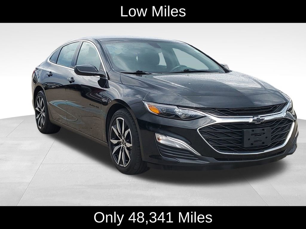 Used 2022 Chevrolet Malibu RS FWD image 2