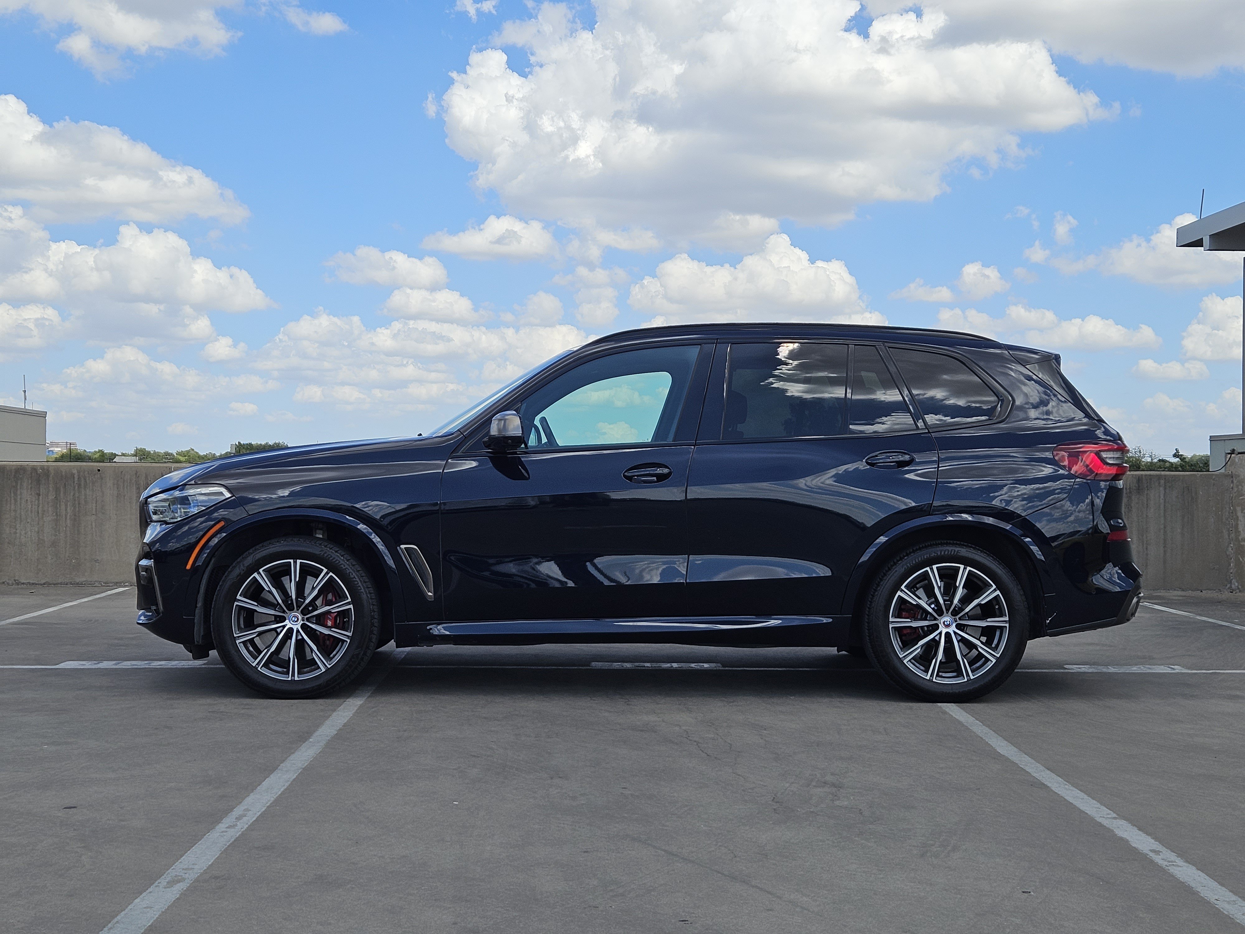 Used 2023 BMW X5 M50i w/ Executive Package AWD/4WD image 2