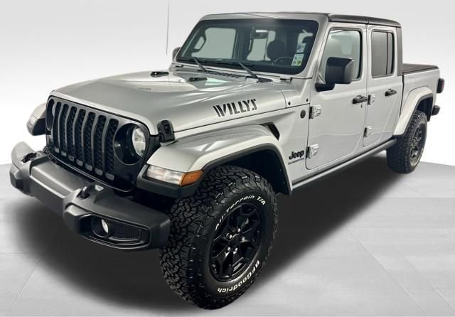 Used 2022 Jeep Gladiator Willys AWD/4WD image 4