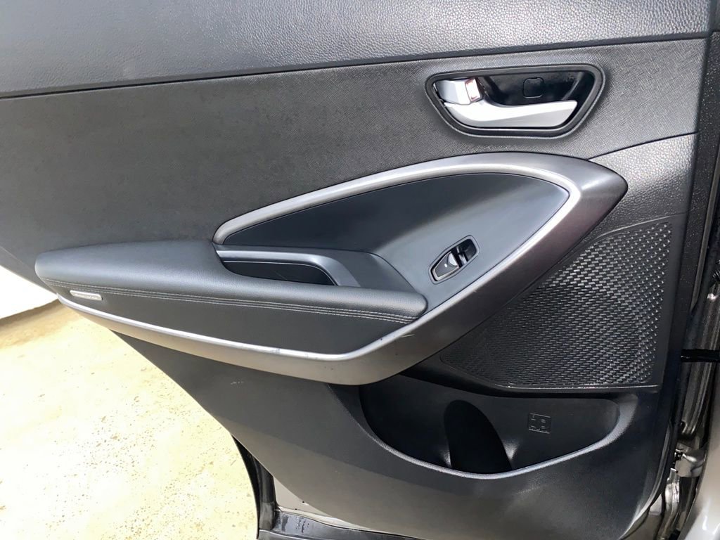 Used 2017 Hyundai Santa Fe Sport 2.0T w/ Cargo Package image 29