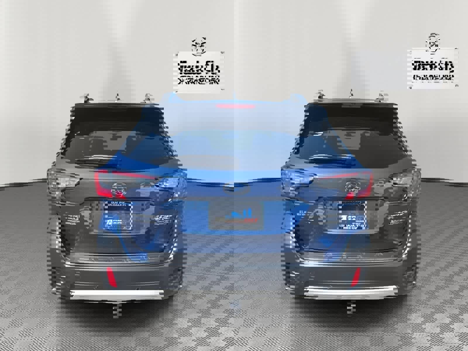 Used 2021 Subaru Outback Touring XT image 3