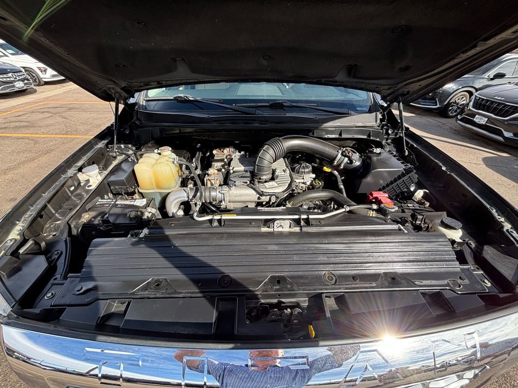 Used 2016 Nissan Titan SL image 34