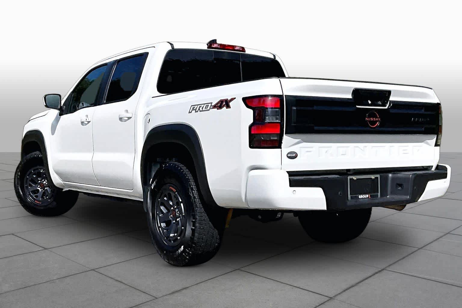 Used 2026 Nissan Frontier PRO-4X AWD/4WD image 12
