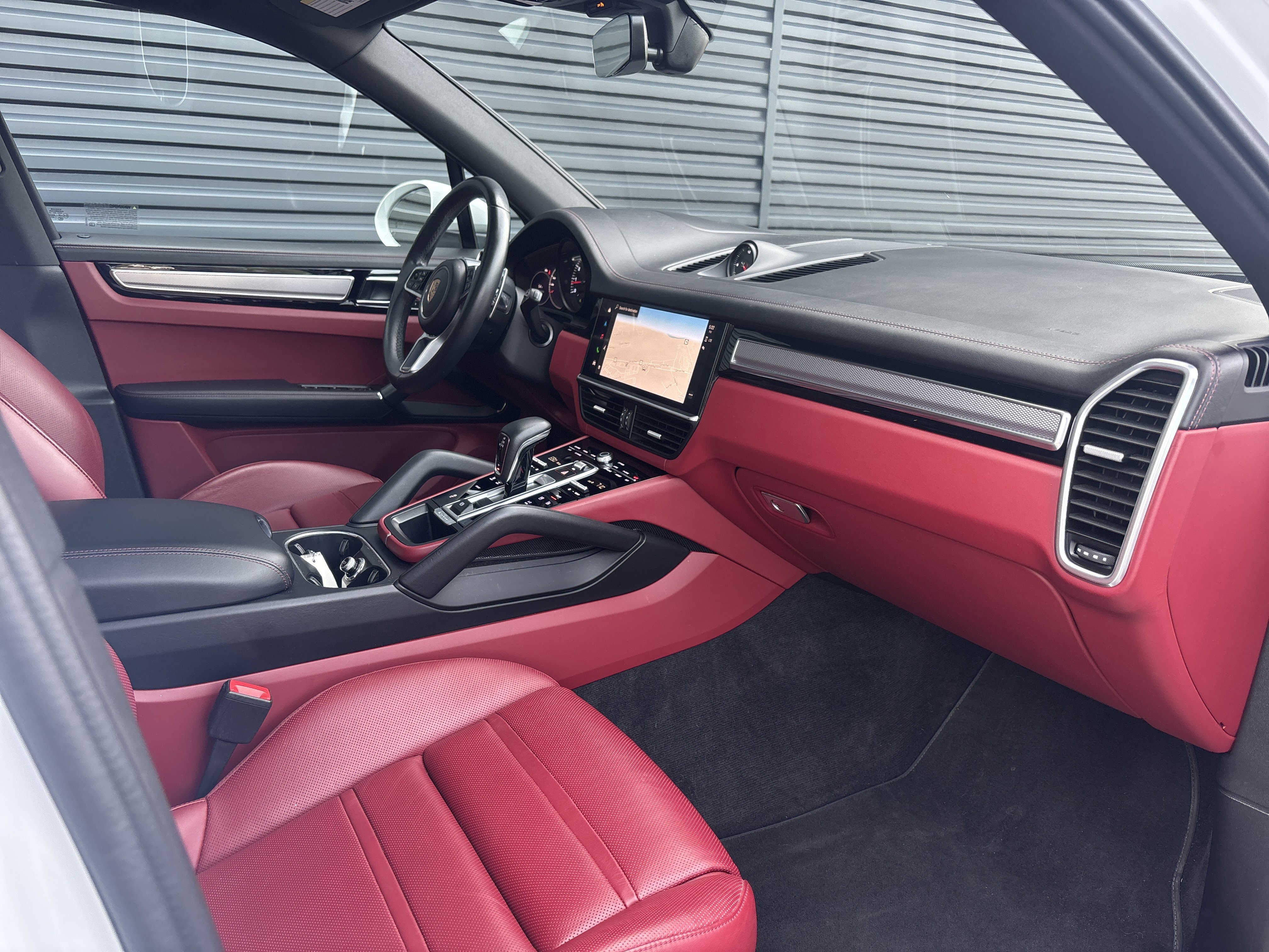 Certified 2023 Porsche Cayenne image 27