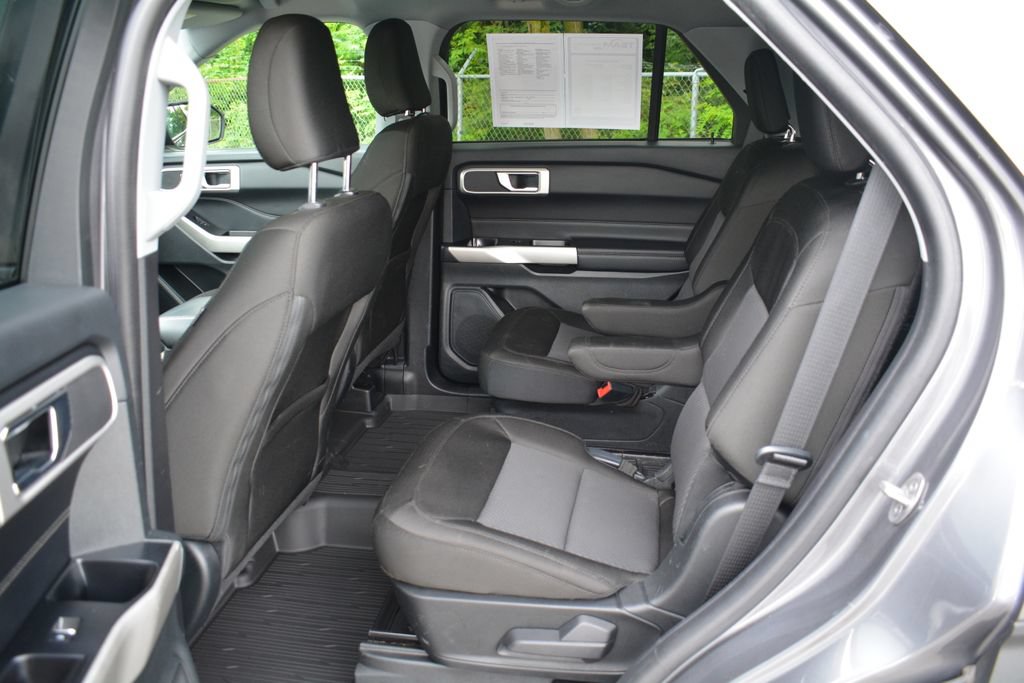Used 2022 Ford Explorer XLT AWD/4WD image 21