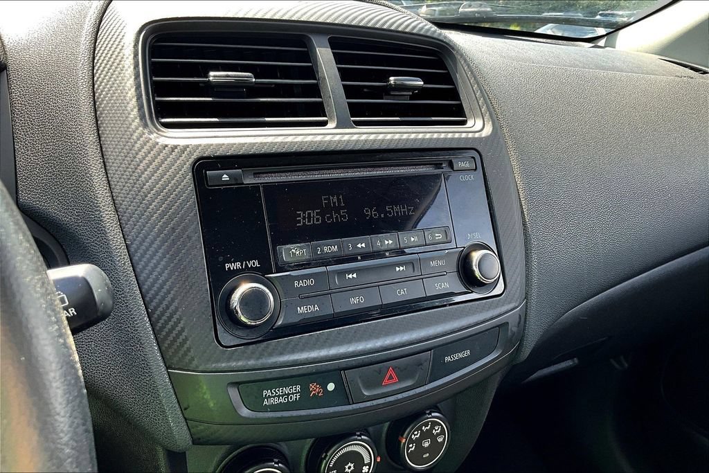 Used 2016 Mitsubishi Outlander Sport ES FWD image 15