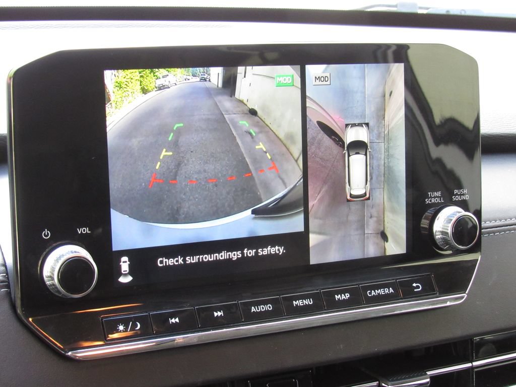 Used 2024 Mitsubishi Outlander 4WD Plug-In Hybrid image 37