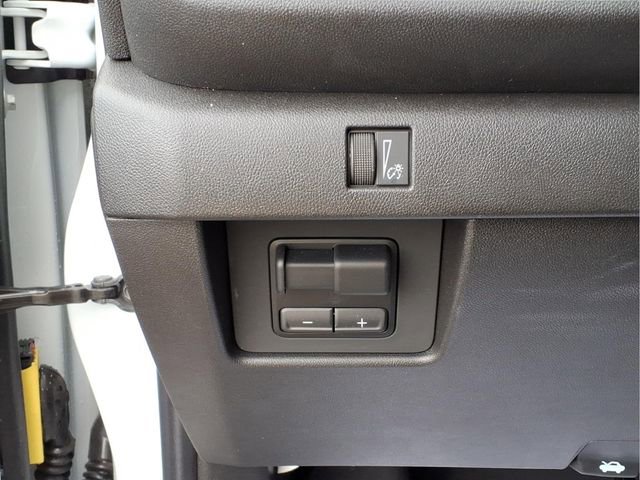 Used 2025 Chevrolet Colorado Trail Boss image 16