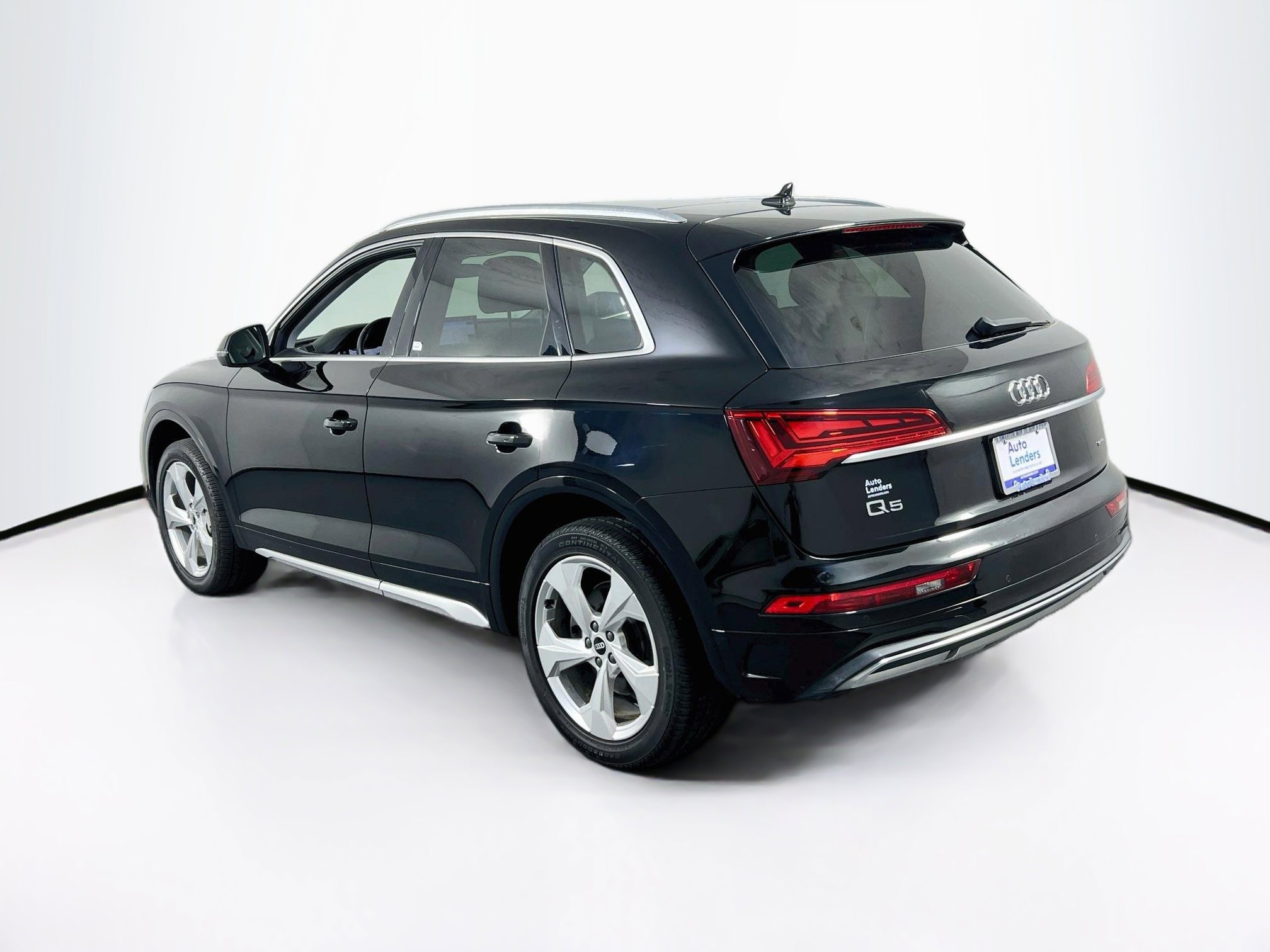 Used 2021 Audi Q5 2.0T Premium Plus w/ Premium Plus Package AWD/4WD image 7