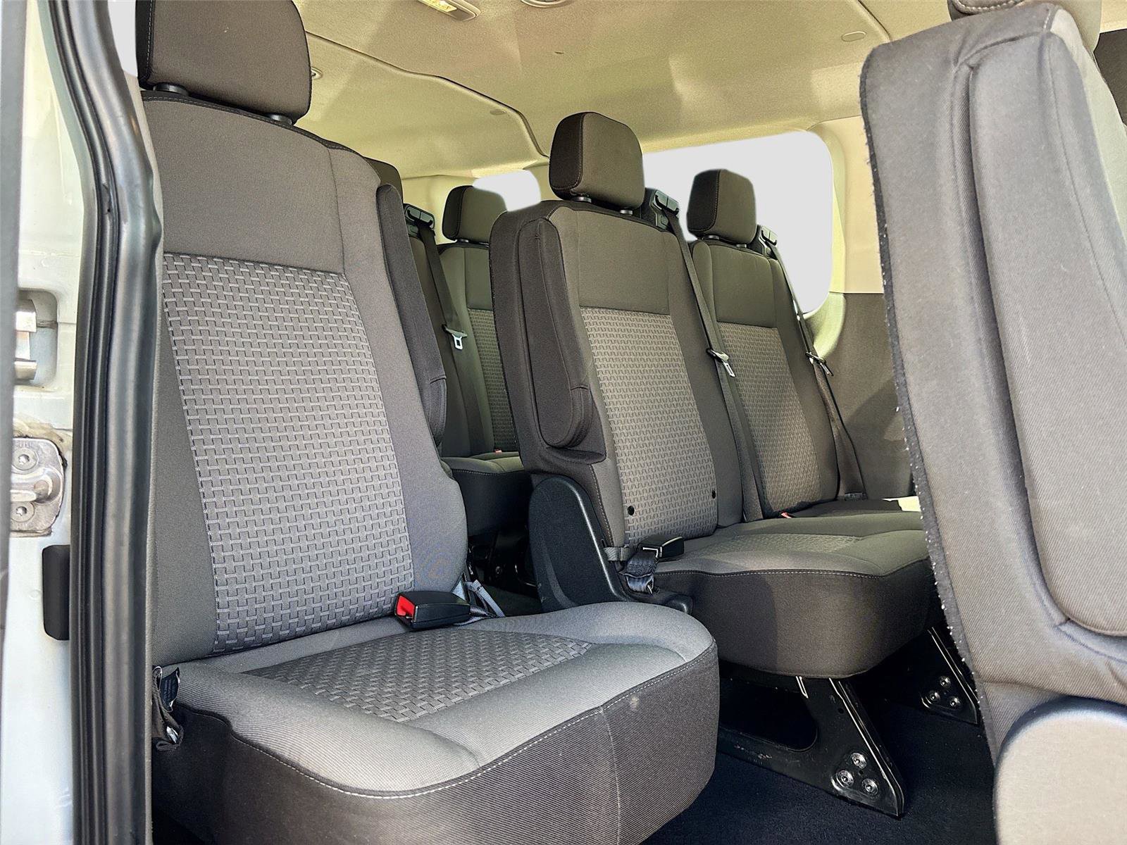 Used 2024 Ford Transit 350 XLT image 33