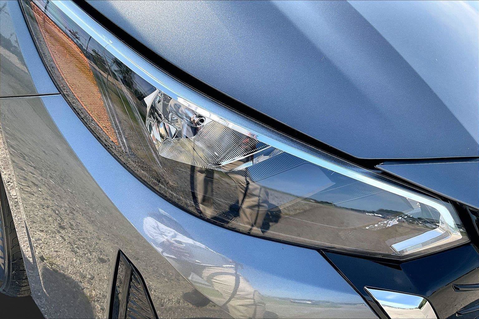 Certified 2025 Nissan Sentra SV FWD image 29