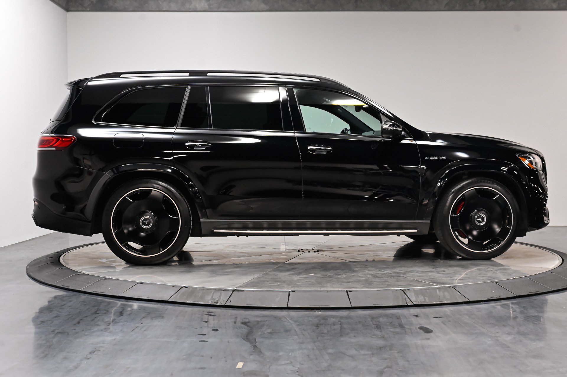 Used 2021 Mercedes-Benz GLS 63 AMG 4MATIC image 19
