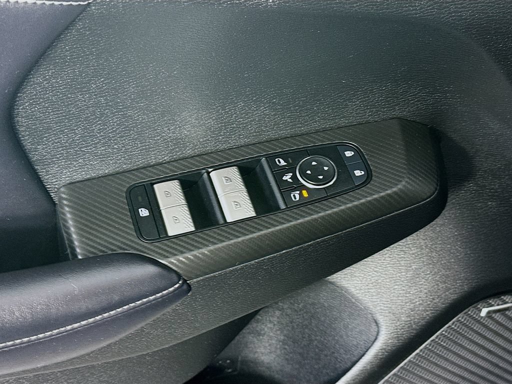 Used 2025 Mitsubishi Outlander SE AWD/4WD image 24