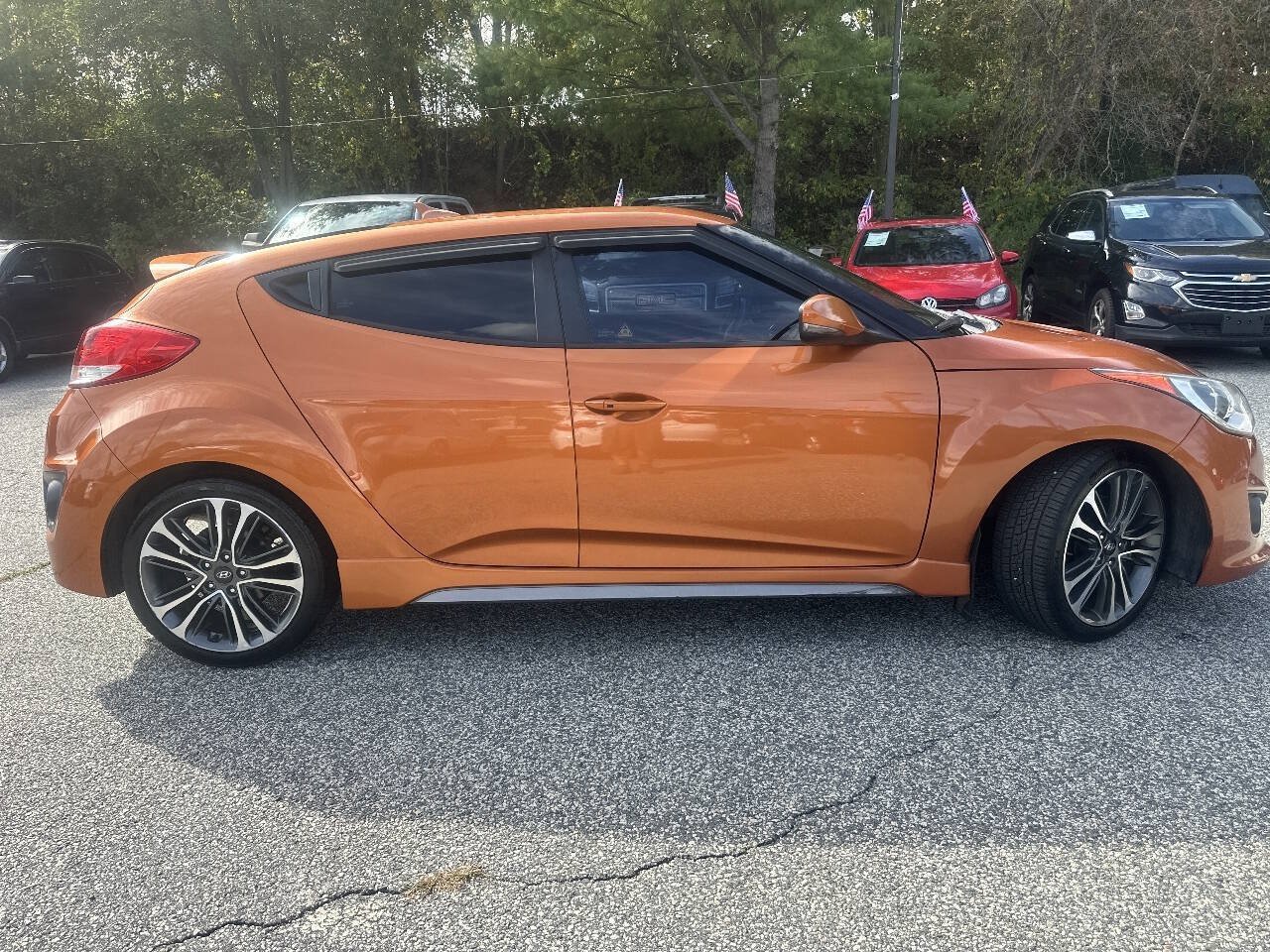 Used 2016 Hyundai Veloster Turbo FWD image 5