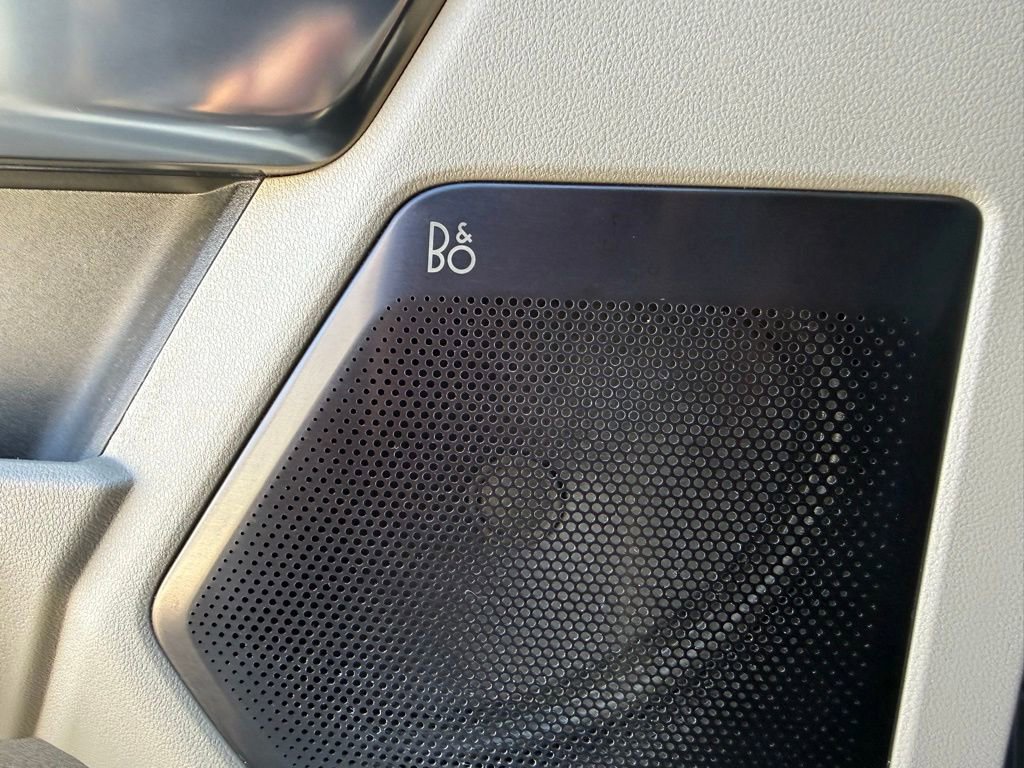 Used 2025 Ford F250 Platinum w/ Platinum Plus Package image 21