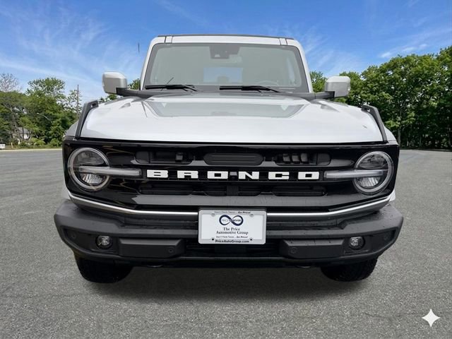 Used 2023 Ford Bronco Outer Banks AWD/4WD image 3