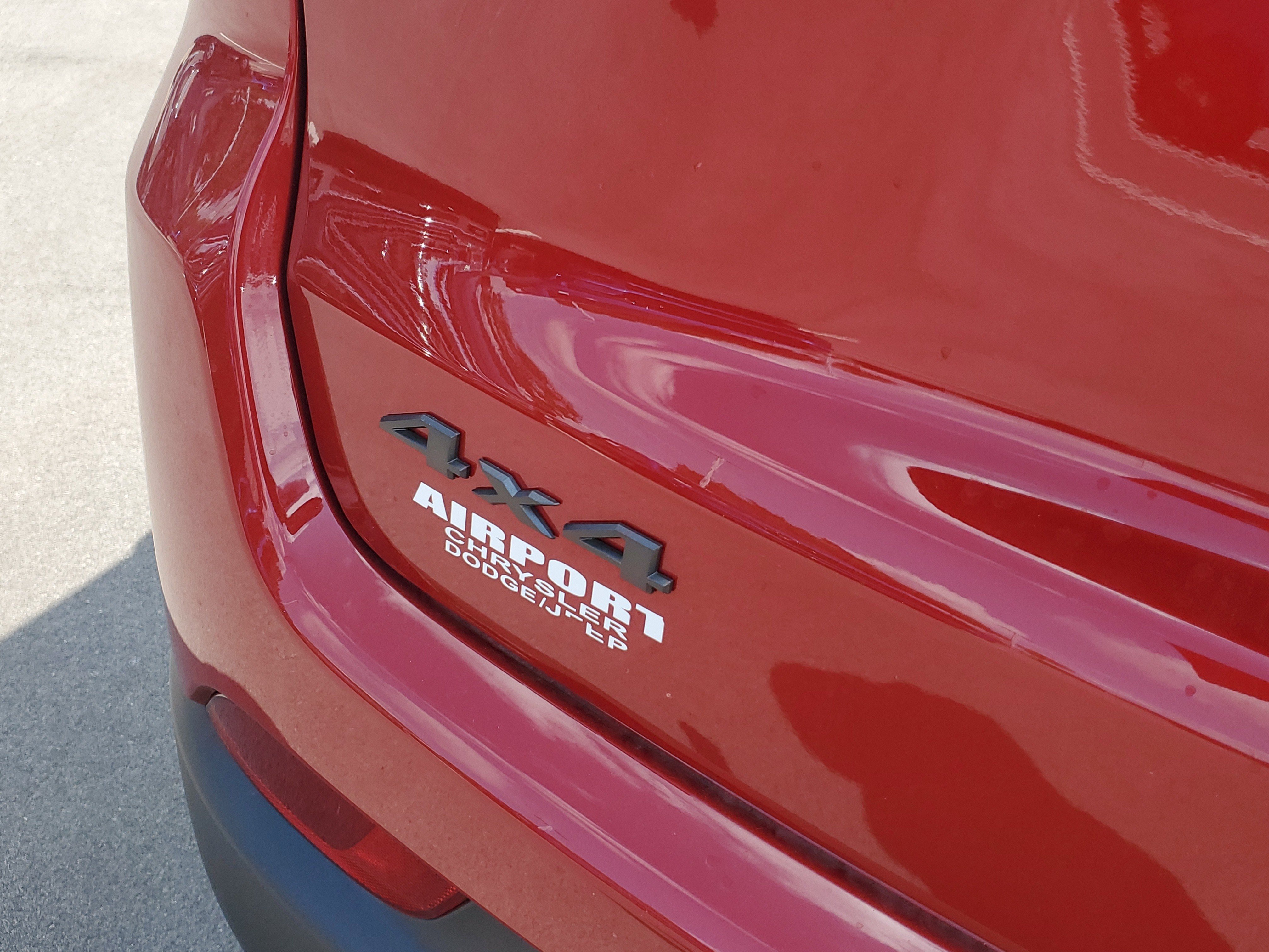 New 2026 Jeep Compass Latitude AWD/4WD image 7