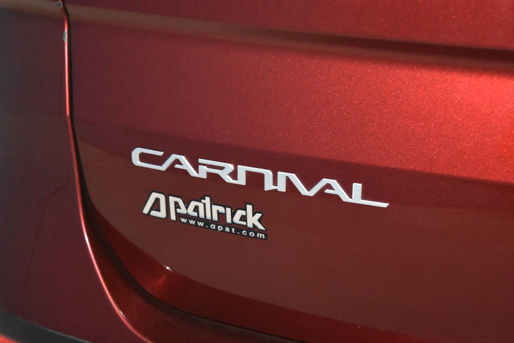 Used 2023 Kia Carnival LX image 33
