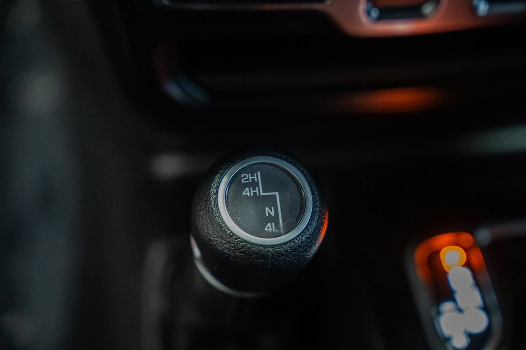 Used 2023 Jeep Wrangler Sport AWD/4WD image 24
