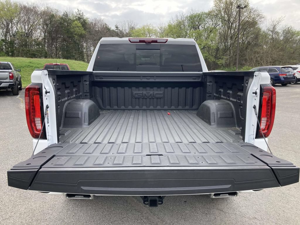 New 2026 GMC Sierra 1500 AT4 w/ AT4 Premium Package AWD/4WD image 11