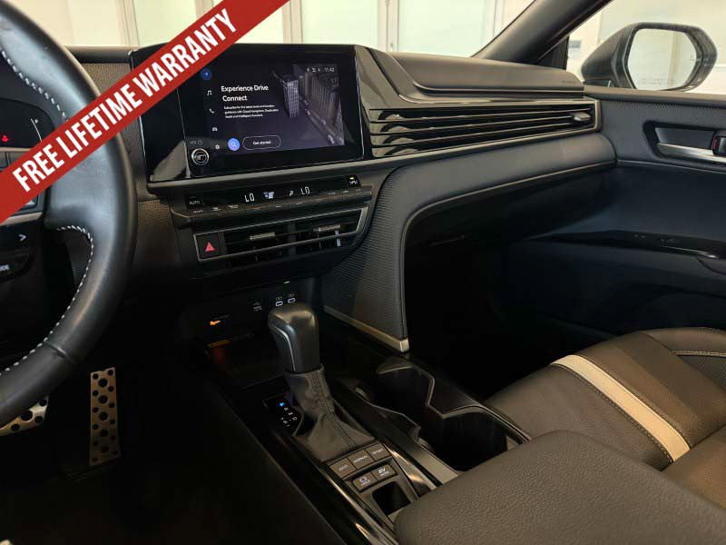 Used 2025 Toyota Camry SE FWD image 34