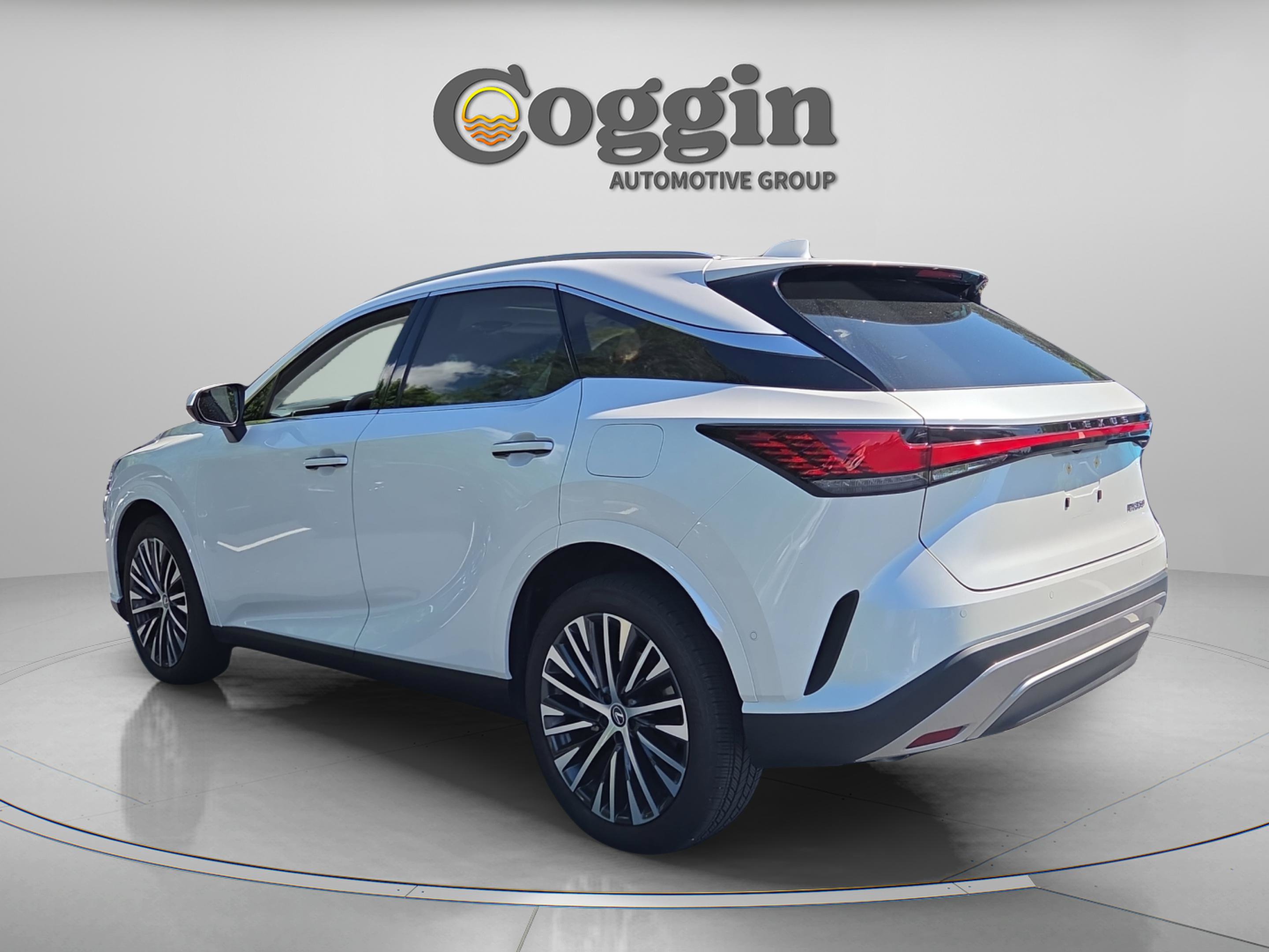 Used 2025 Lexus RX 350 Premium Plus w/ Convenience Package FWD image 3